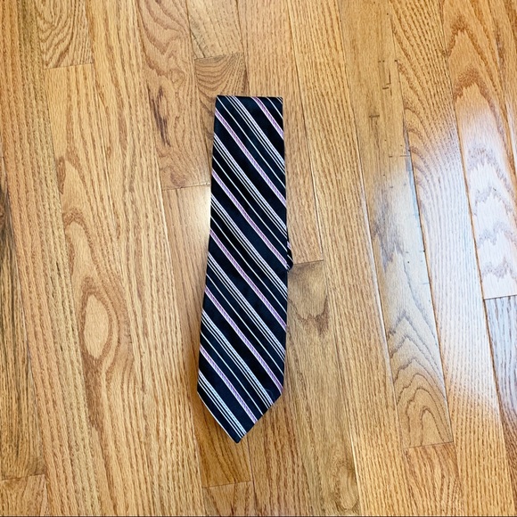 Van Heusen Other - VanHuesen Men’s Black and Purple Stripe Tie Van Heusen Other - VanHuesen Men’s Black and Purple Stripe Tie